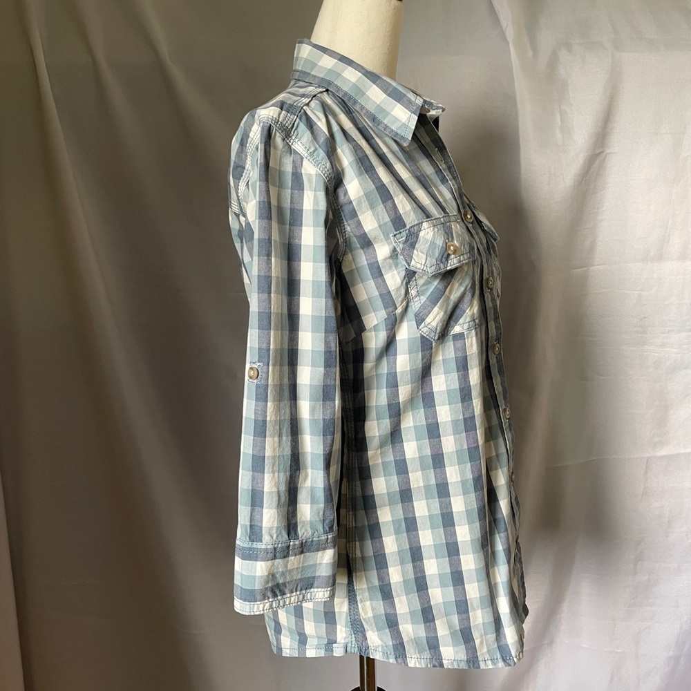 Carhartt button-up shirt, size 0-2 - Picture 3 of 9
